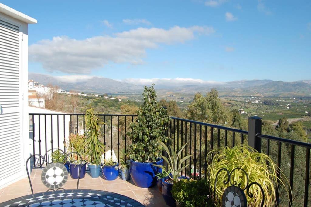 One Bedroom Penthouse Alora Exterior photo